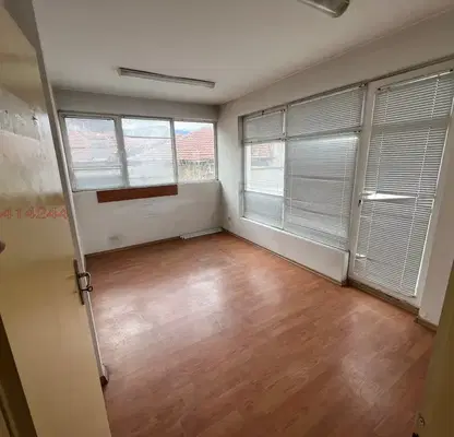 Photo 2 — 3-bedroom apartment in Kyustendil, Centyr