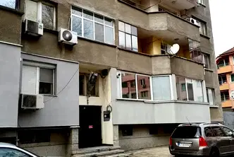 Тристаен апартамент в Стара Загора, Център