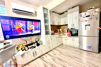 Тристаен апартамент в Добрич, Център