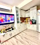 Тристаен апартамент в Добрич, Център