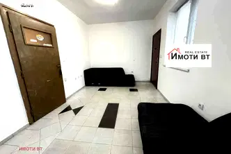Тристаен апартамент във Велико Търново, Център