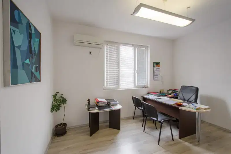 3-bedroom apartment in Gabrovo, Centyr