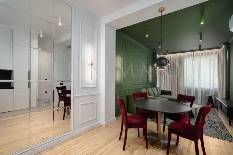 3-bedroom apartment in Sofiya, Centyr