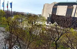 Тристаен апартамент в София, Център