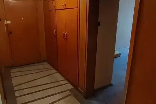 3-bedroom apartment in Pernik, Centyr