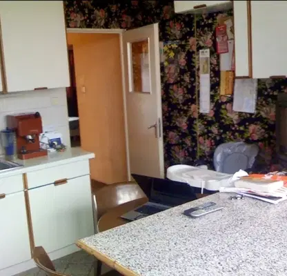 Photo 3 — Non-walk-through three-room apartment in the Center of Sofia with excellent location