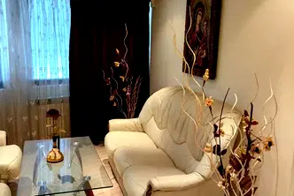 Тристаен апартамент в Перник, Център