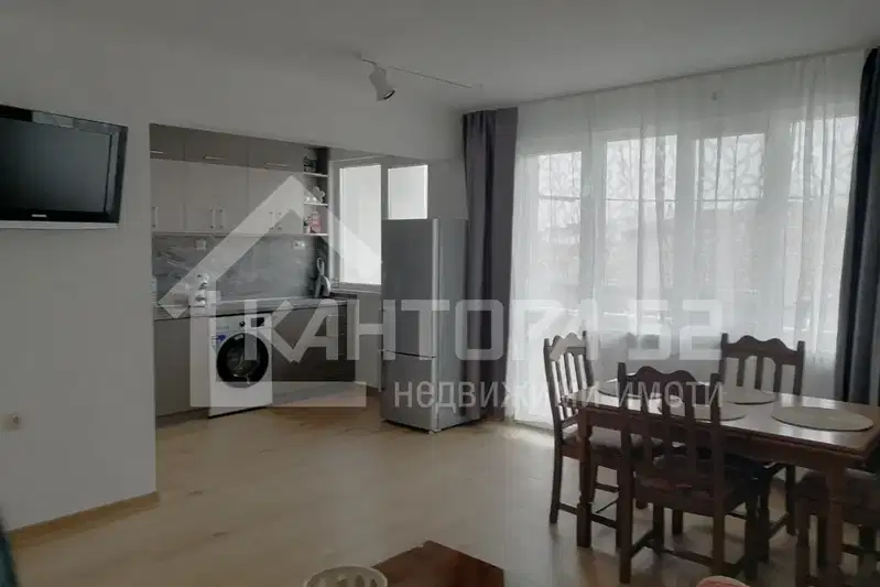 3-bedroom apartment in Varna, Centyr