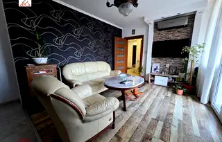 Тристаен апартамент във Враца, Център