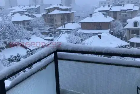 Тристаен апартамент във Враца, Център