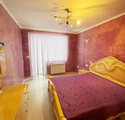 Снимка 4 — Тристаен апартамент в Русе, Център