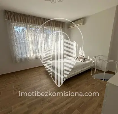 Photo 2 — 3-bedroom apartment in Sofiya, Centyr