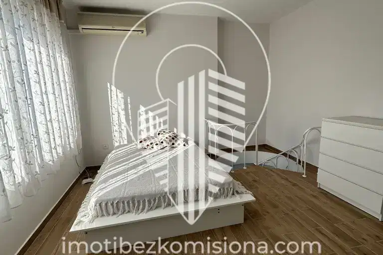 3-bedroom apartment in Sofiya, Centyr