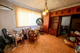 Тристаен апартамент с гараж в Центъра на Пловдив, Съдийски