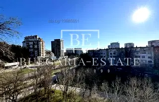 Просторен 3-стаен апартамент с три тераси в кв. Чайка, Варна
