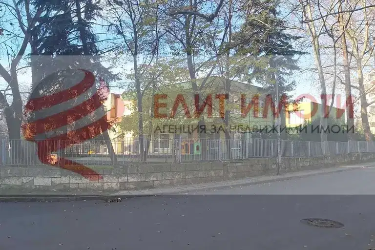 Тристаен апартамент във Варна, Чайка