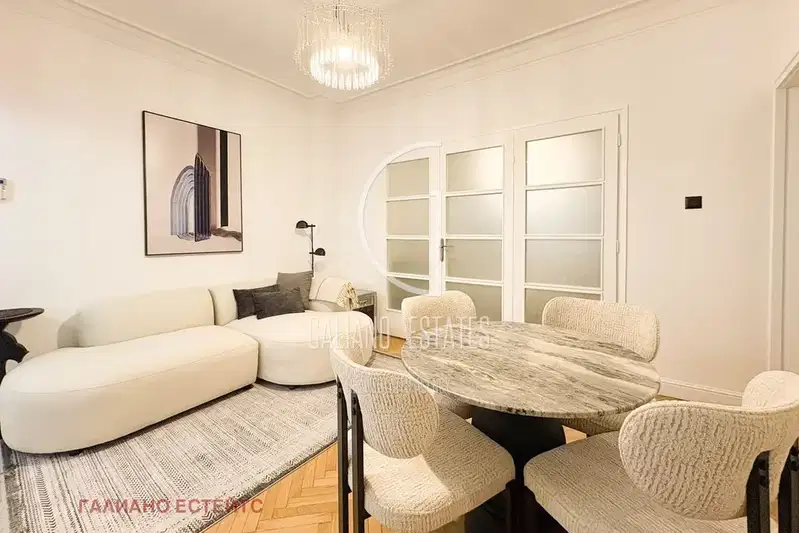 3-bedroom apartment in Sofiya, Doktorski Pametnik