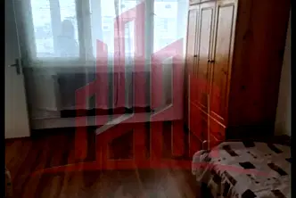 Просторен тристаен апартамент с три балкона в Дружба 1, София