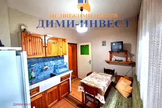 Тристаен апартамент в Добрич, Дружба 3