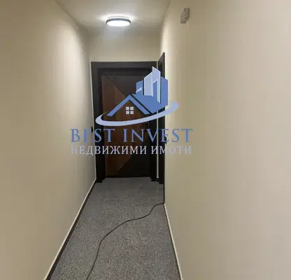 Photo 4 — 3-bedroom apartment in Благоев, Еленово 1