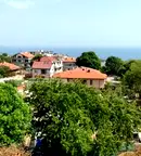Тристаен апартамент с морска панорама в Галата, Варна
