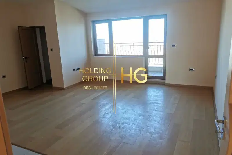 3-bedroom apartment in Varna, Galata