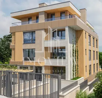 Снимка 3 — Тристаен апартамент с морска панорама в Галата, Варна