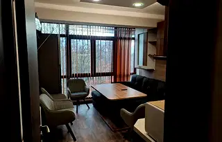 Тристаен апартамент в Шумен, Херсон