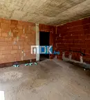 Просторен 3-стаен апартамент с три изложения в Христо Смирненски, Пловдив