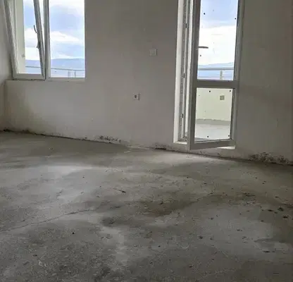 Снимка 3 — Тристаен апартамент 118 кв.м. в кв. Христо Смирненски, Пловдив