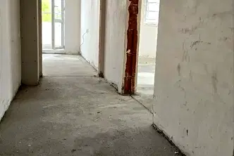 Тристаен апартамент 118 кв.м. в кв. Христо Смирненски, Пловдив