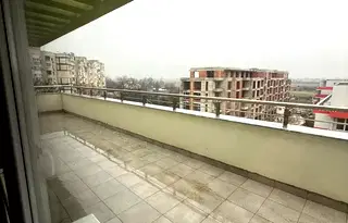 Тристаен апартамент в Пловдив, Христо Смирненски