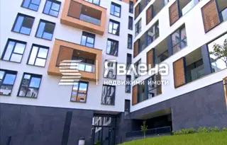 Тристаен апартамент в Пловдив, Христо Смирненски