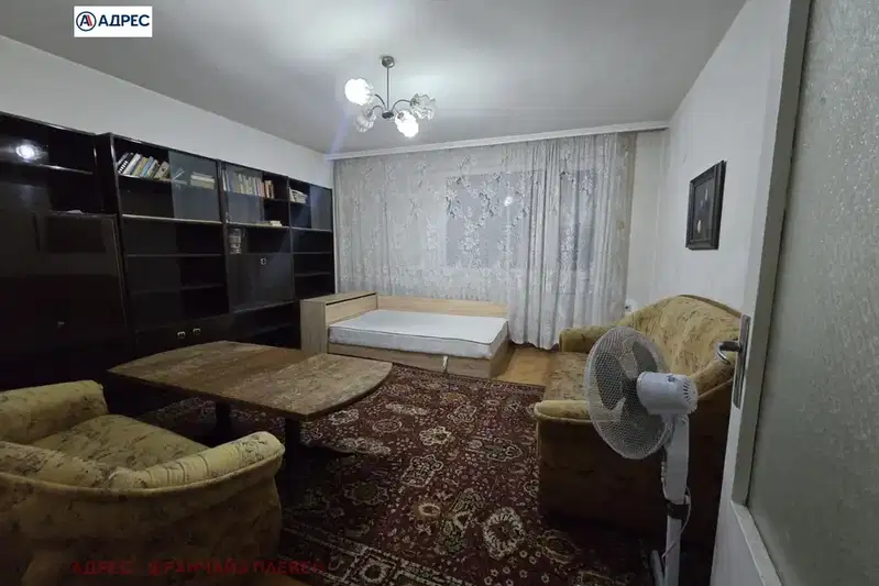Тристаен апартамент в Плевен, Идеален център