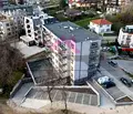 Снимка 3 — Просторен тристаен апартамент с южно изложение в Изгрев, Варна