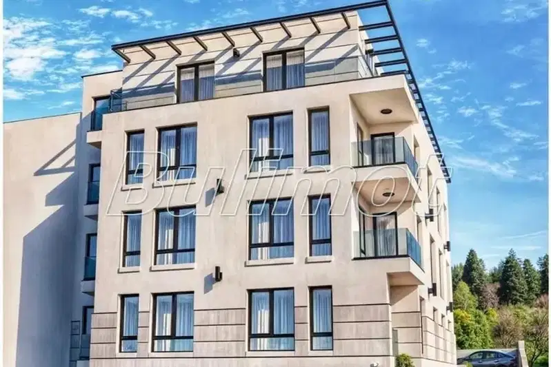 3-bedroom apartment in Varna, Izgrev