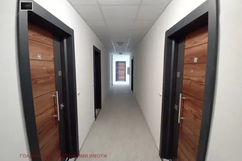 3-bedroom apartment in Pernik, Iztok