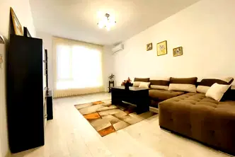 Тристаен апартамент с отделна кухня в Каменица 1, Пловдив