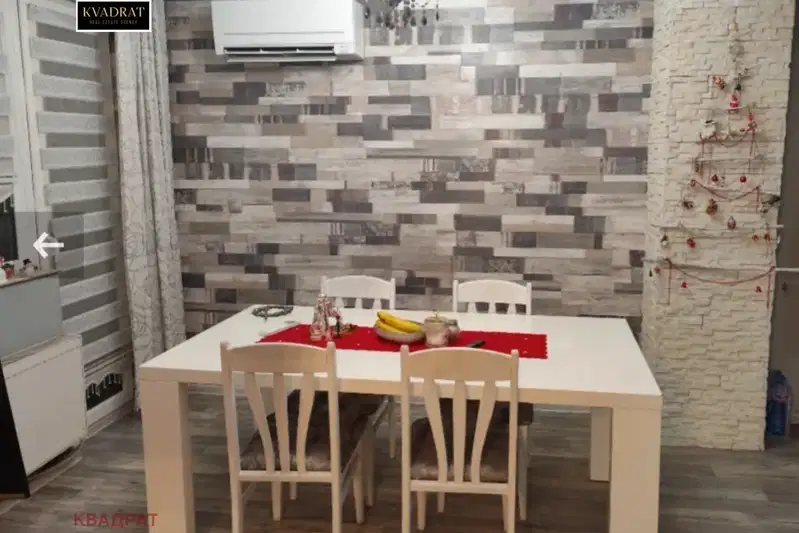 3-bedroom apartment in Dobrich, Kralska Zona