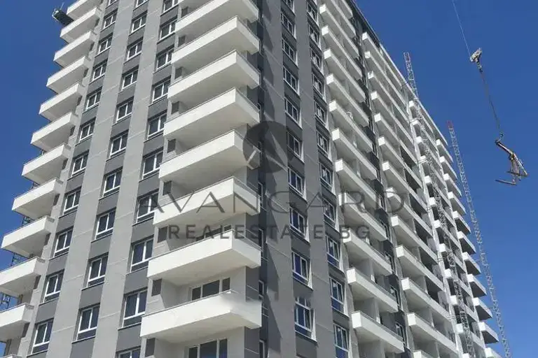 Тристаен апартамент в Пловдив, Кършияка