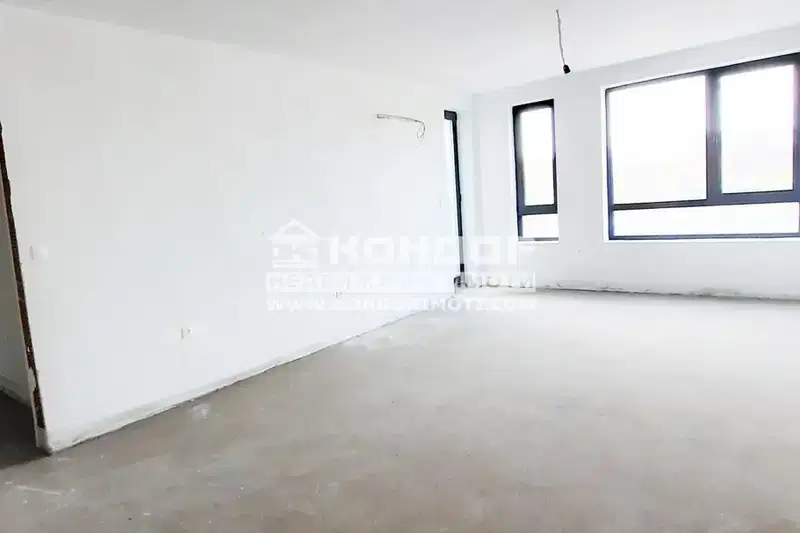 3-bedroom apartment in Plovdiv, Kyrshiyaka