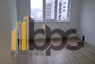 Тристаен апартамент в София, Лагера