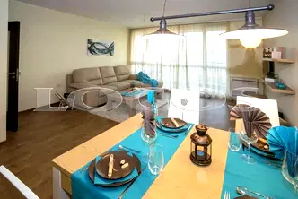 Тристаен апартамент във Варна, Левски 1