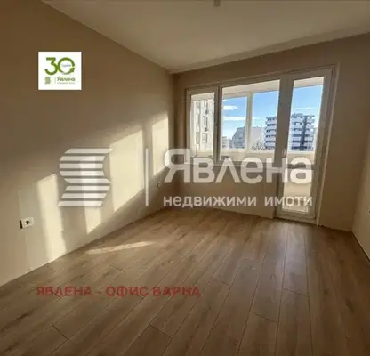 Снимка 4 — Тристаен апартамент във Варна, Лятно кино Тракия
