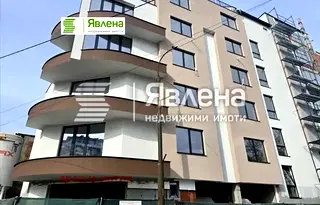 Тристаен апартамент с две тераси в Люлин 10, София