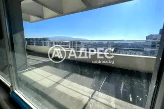 Мезонет с голяма тераса и гледка в Люлин 2, София