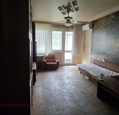 Снимка 2 — Тристаен апартамент с две тераси в Люлин 2, София