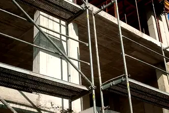 Тристаен апартамент с югозападно изложение в Люлин 6, София