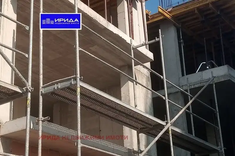 3-bedroom apartment in Sofiya, Lyulin 6