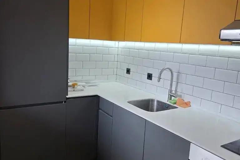 3-bedroom apartment in Sofiya, Lyulin - Centyr